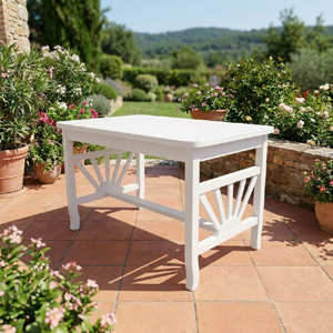 Gartentische mit Sonnenmotiv, Untergestell aus Massivholz
