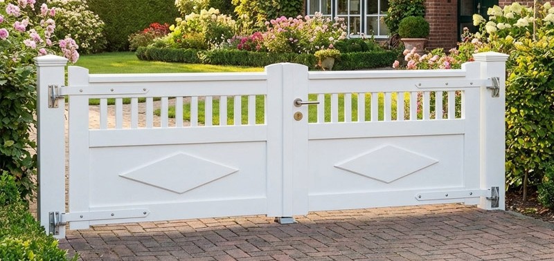 gartentor, friesentor mit raute im Friesen Flair